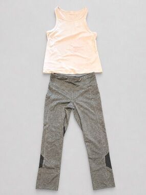 SET lululemon White/Light Pink Tank & Lululemon Pace Rival cropped leggings